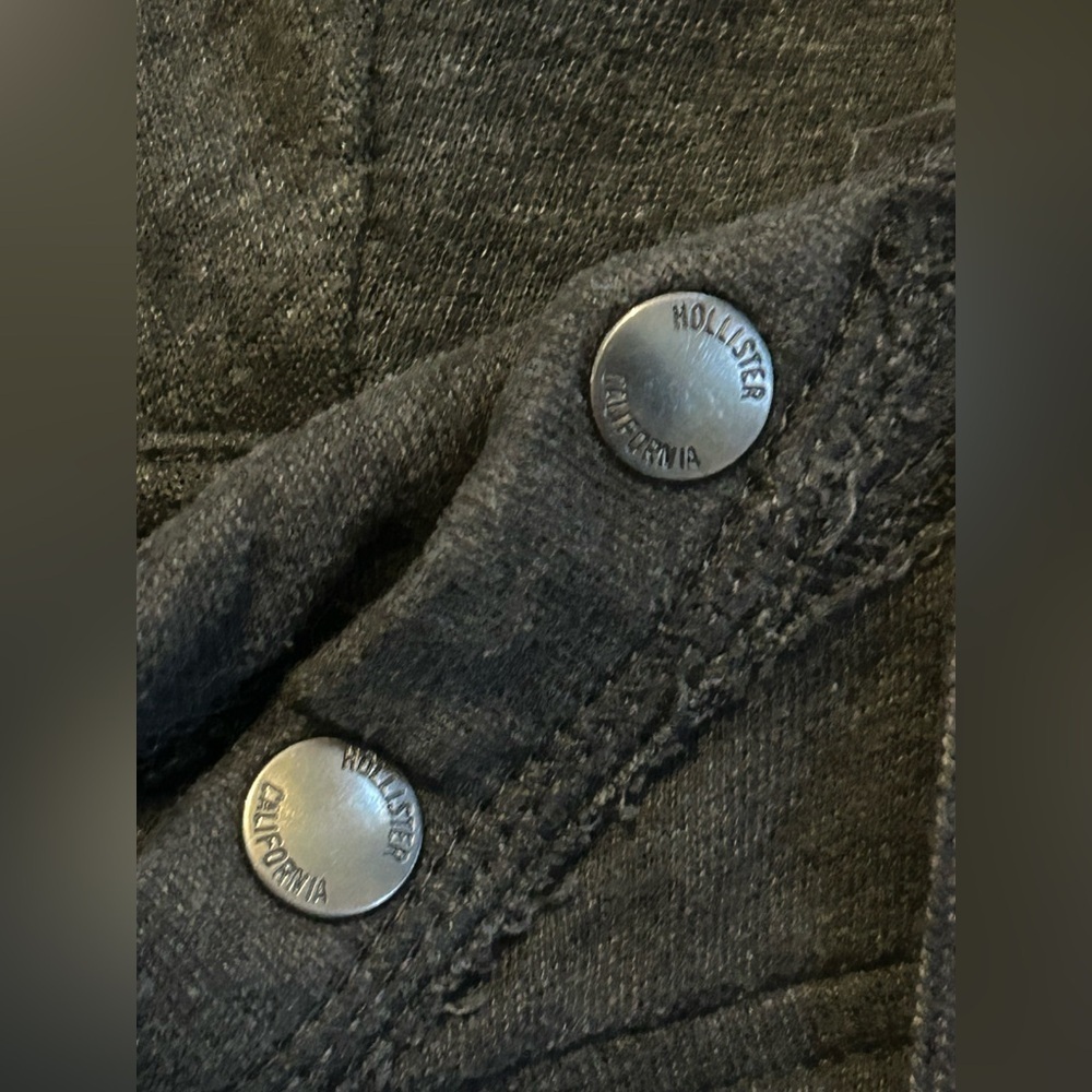 Hollister Pullover Hoodie Sweatshirt – Charcoal Gray – Size M - Picture 4 of 5